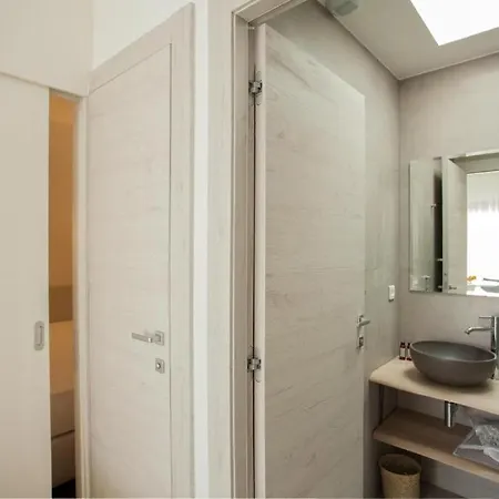 Apartamento E Rondinelle 2 *