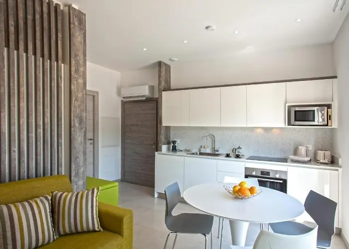 Appartement E Rondinelle 2 *